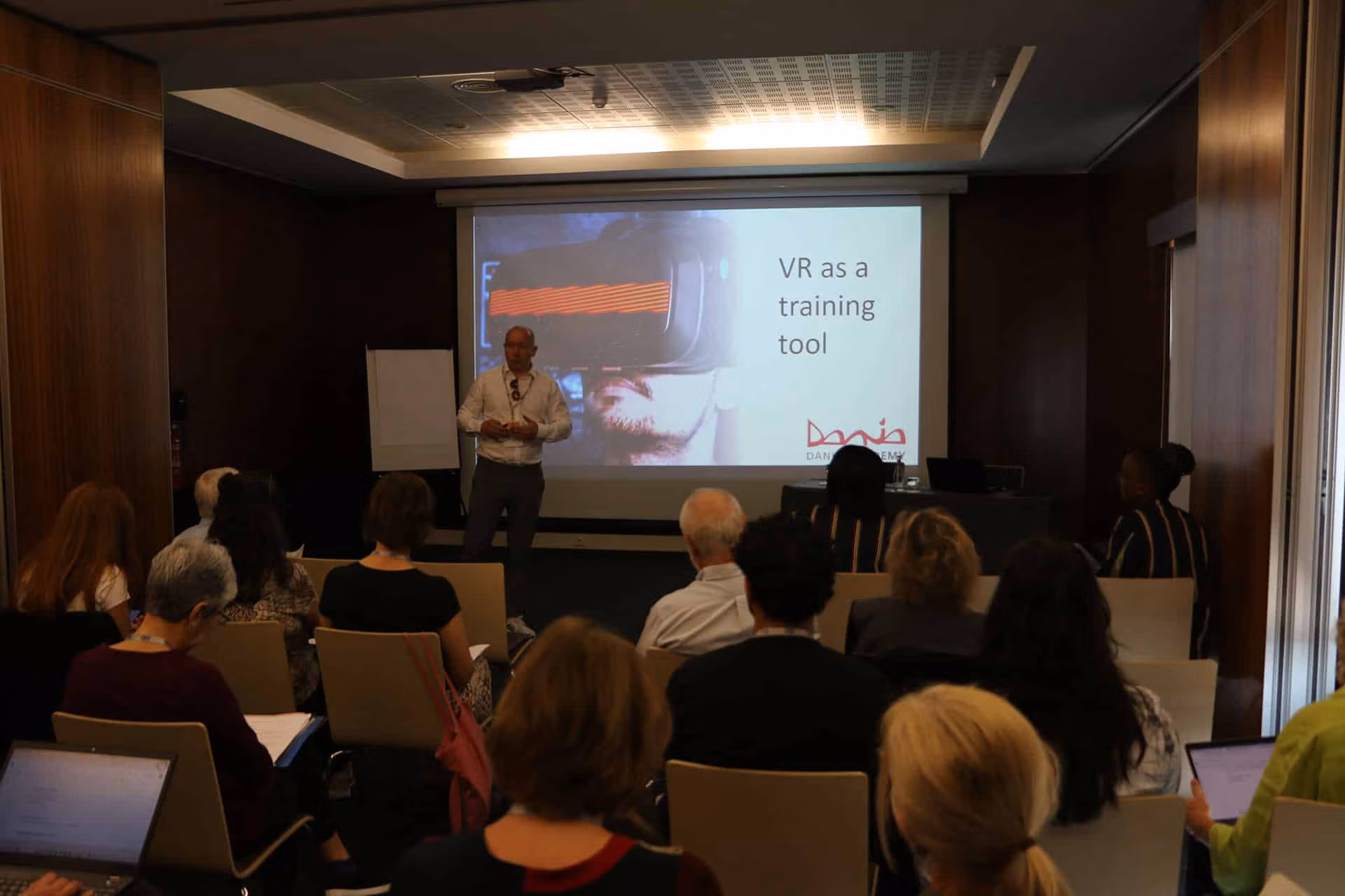 The 6th International Conference on New Approaches in Education