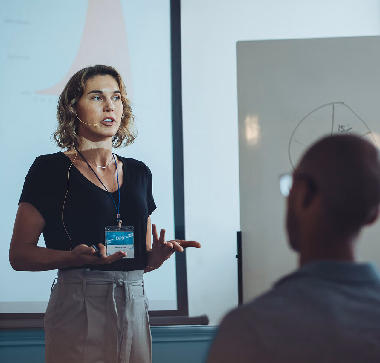https://elqn.org/wp-content/uploads/2023/10/Tutor-Class-small-2.jpg